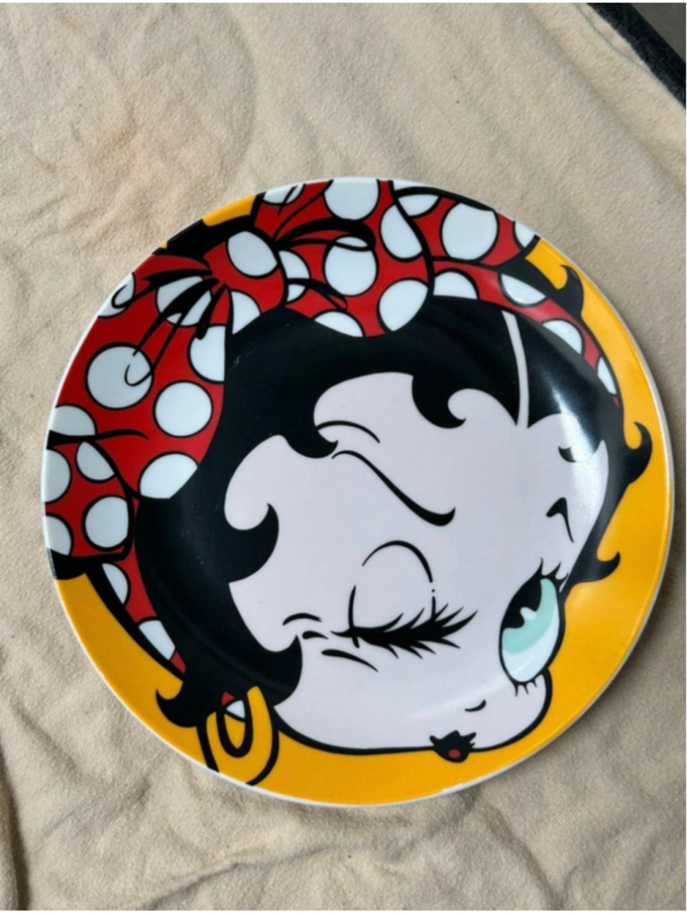Betty Boop Decorative Dinnerware Plate One Size Yellow Red